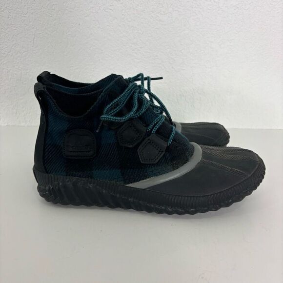 Sorel Blue & Black Plaid Ankle Winter Snow Boots - Picture 1 of 8